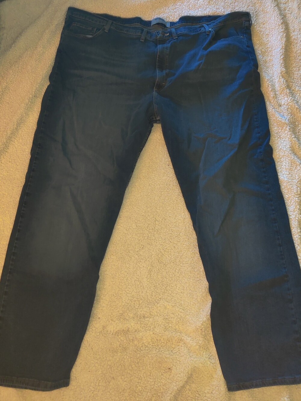 Men's Wrangler Relaxed Fit Classic Jeans Blue Size 54 X 32